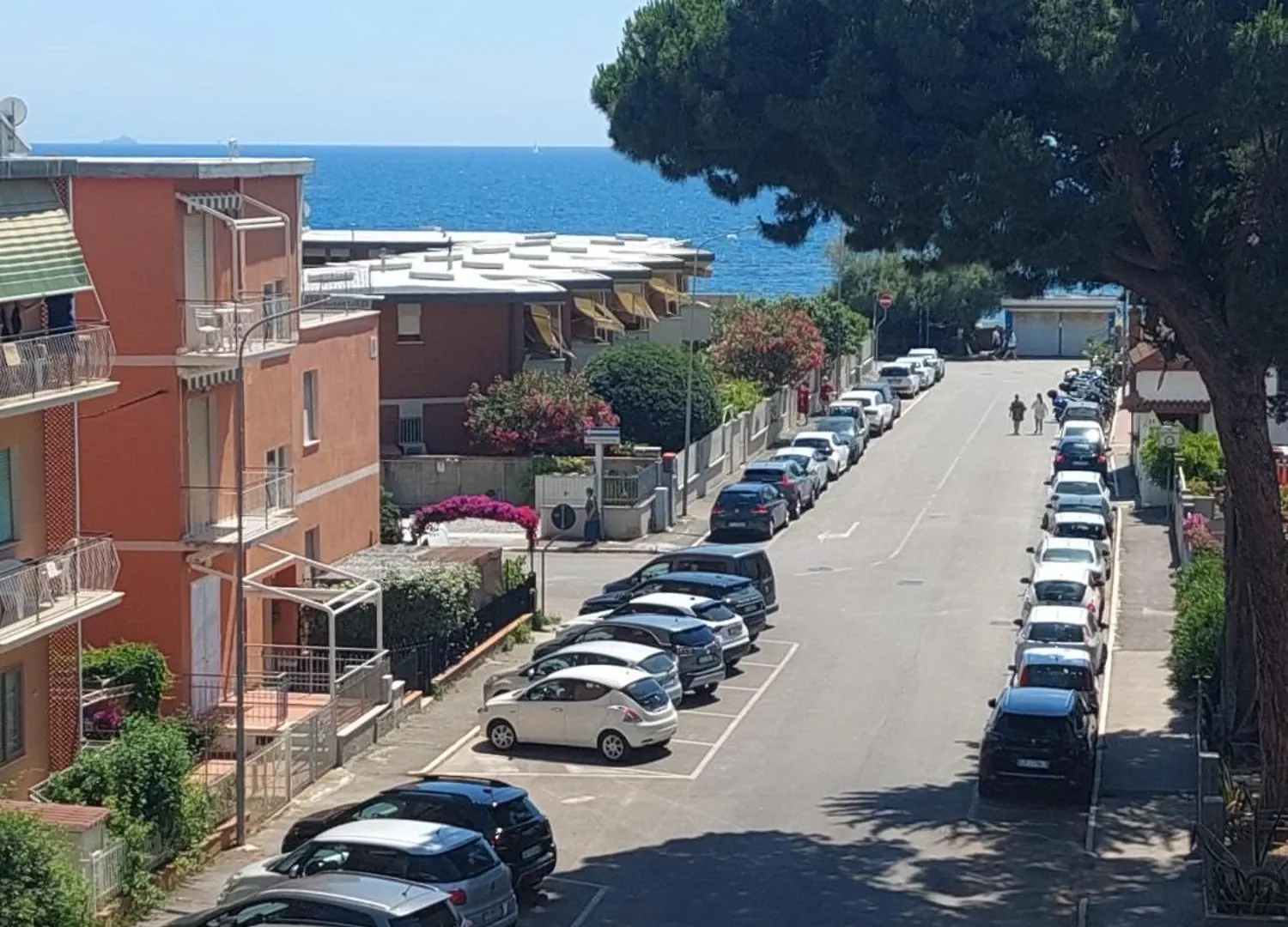 Mare Fuori Follonica Apartment 0*,  Italy